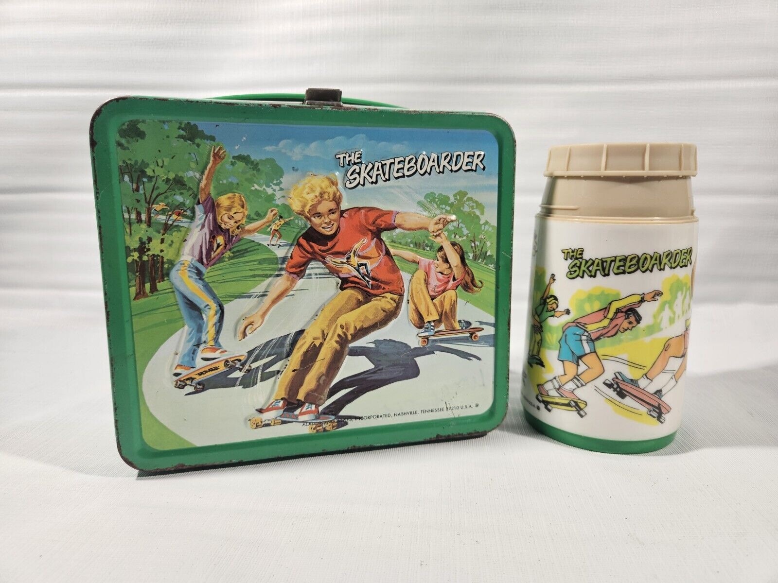 VINTAGE THE SKATEBOARDER METAL LUNCHBOX and THERMOS 1977 Aladdin Industries