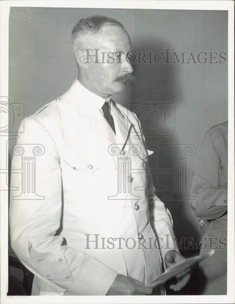 1943 Press Photo French General Henri Honore Giraud holds press conference in DC