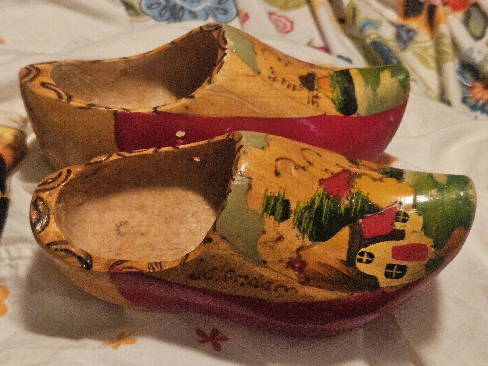 Vintage Genuine Hand Carved Hand Painted Wooden Dutch Clogs Holland Shoes  