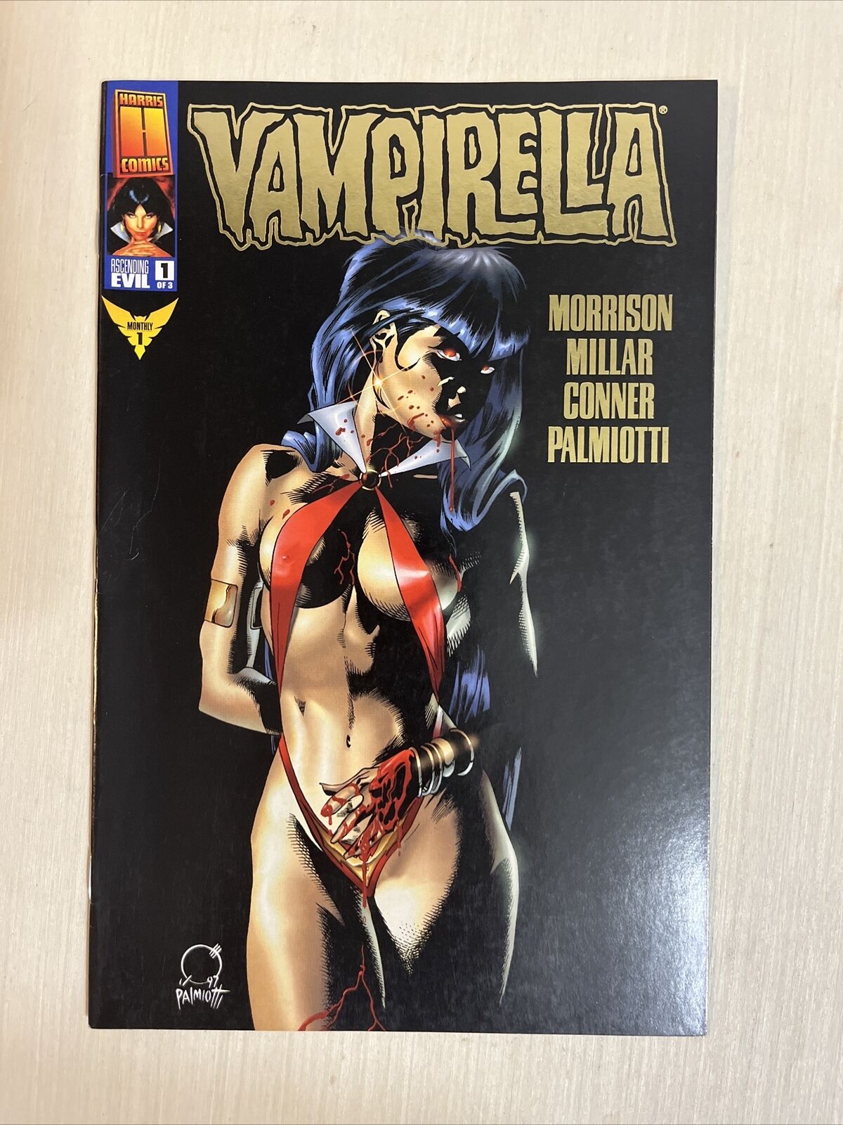 Vampirella: The New Monthly #1 (11/97, Ascending Evil) Gold Foil Cover