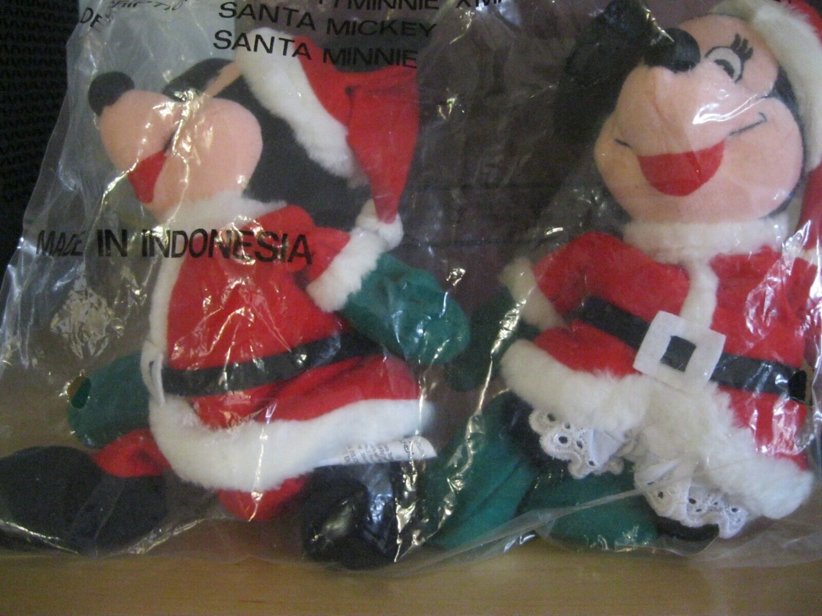 Disney Store  Christmas Plush Mickey And Minnie Santa/ Vintage 1997