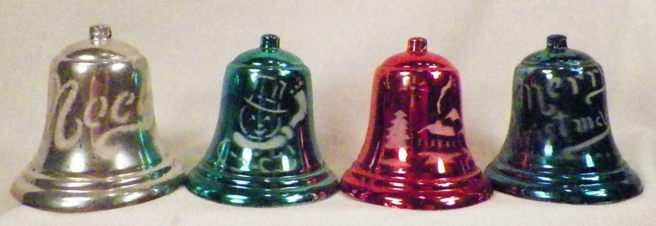 4 Christmas Bell Ornaments Stencils Plastic Red Green Silver Blue Vintage #367