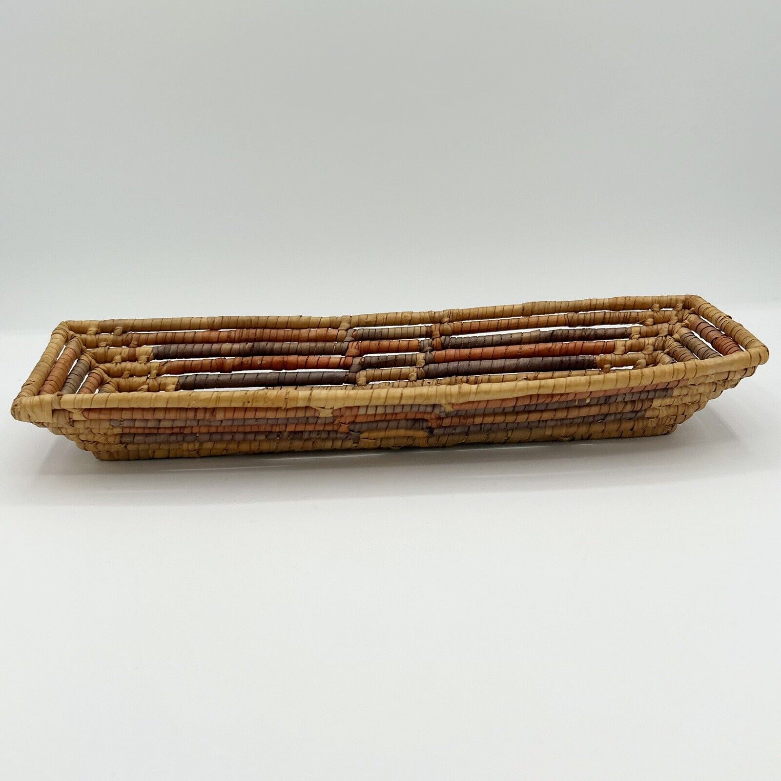 Early 1900’s Native American Coil Basket Pine Needle Wrapped Grass 10 Coil