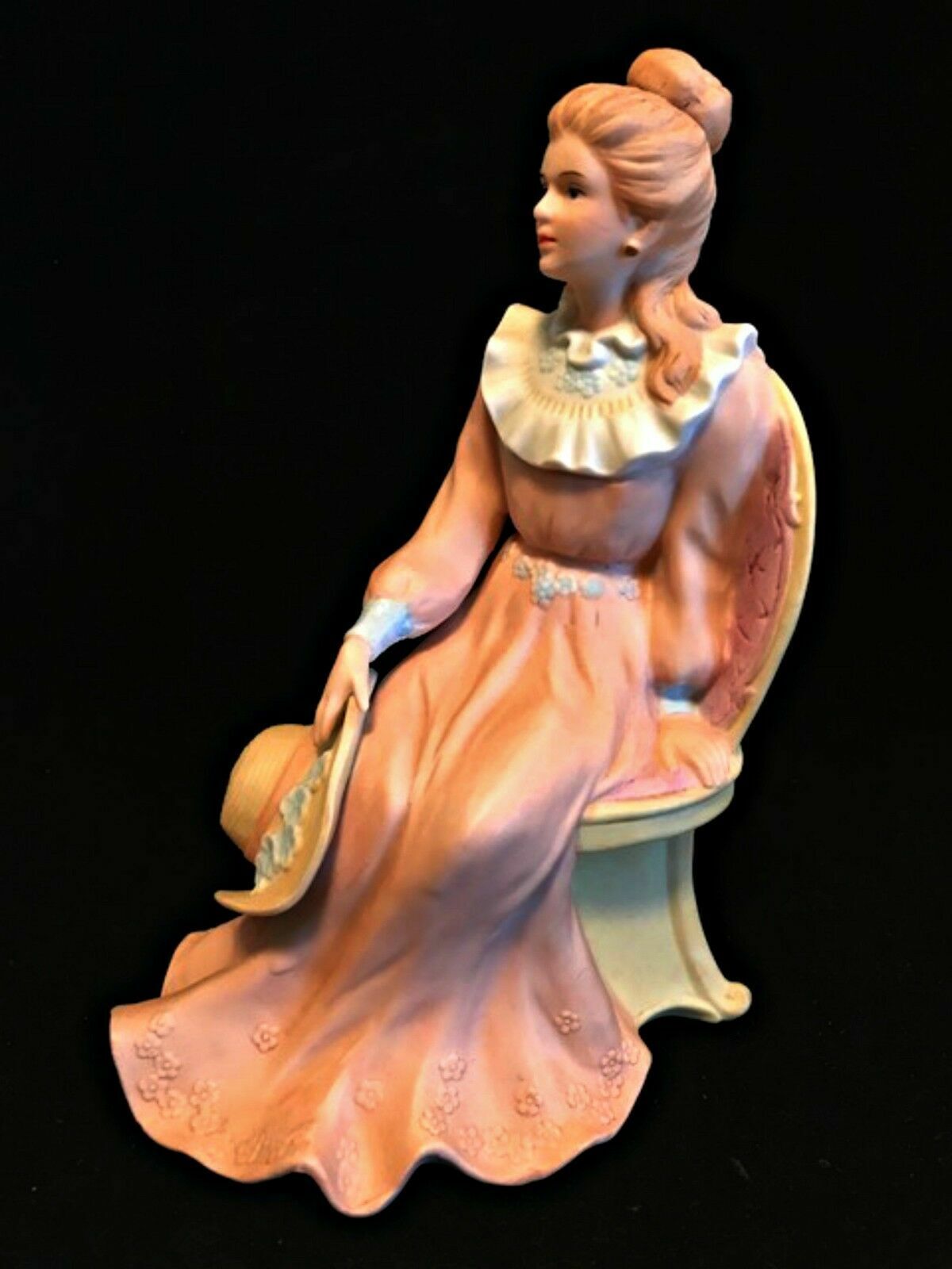 HOMCO Figurine #1439 Courtney\'s Dream Lady Sitting Holding Hat Porcelain 7\