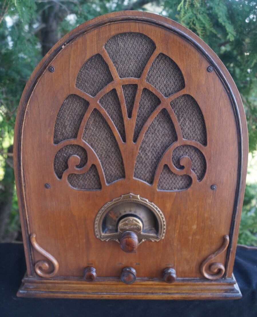 Antique 1935 - 37 MAYFLOWER Cathedral Shortwave Tube Radio - Rare Model - BEAUTY