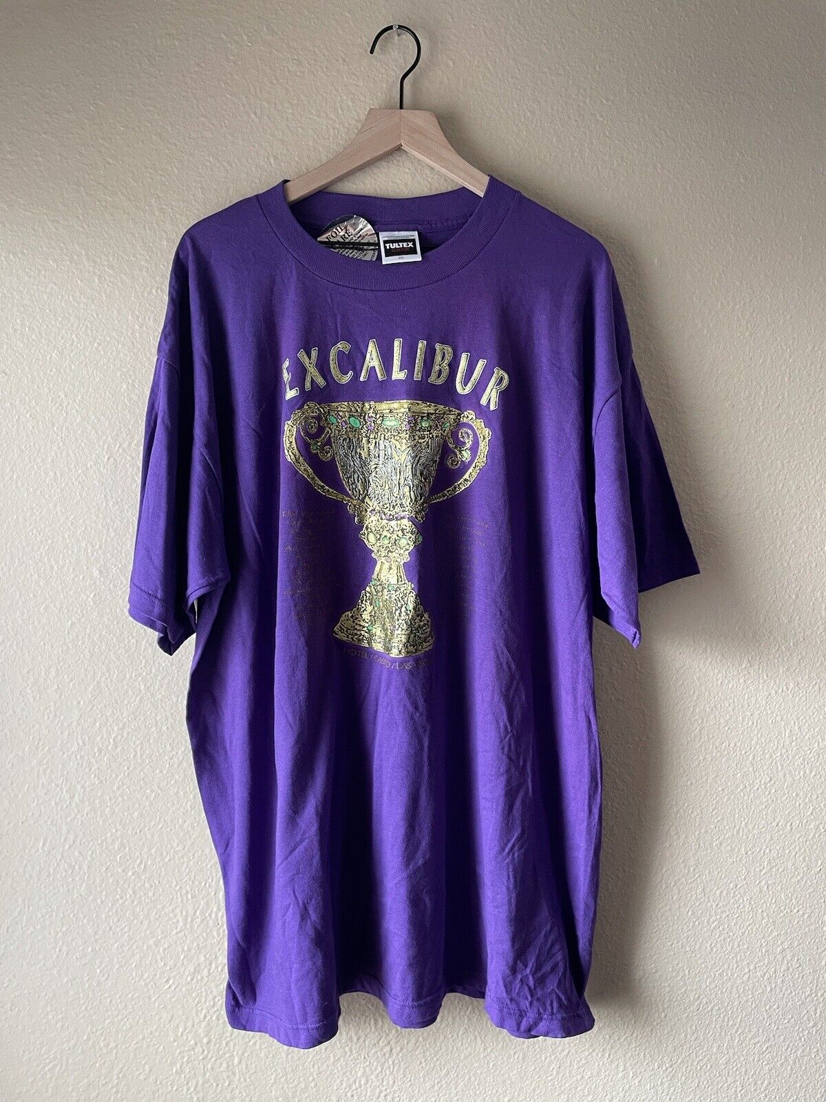 Vintage Excalibur Las Vegas Graphic Foil T-Shirt Size 2XL XXL Purple Gold Pops