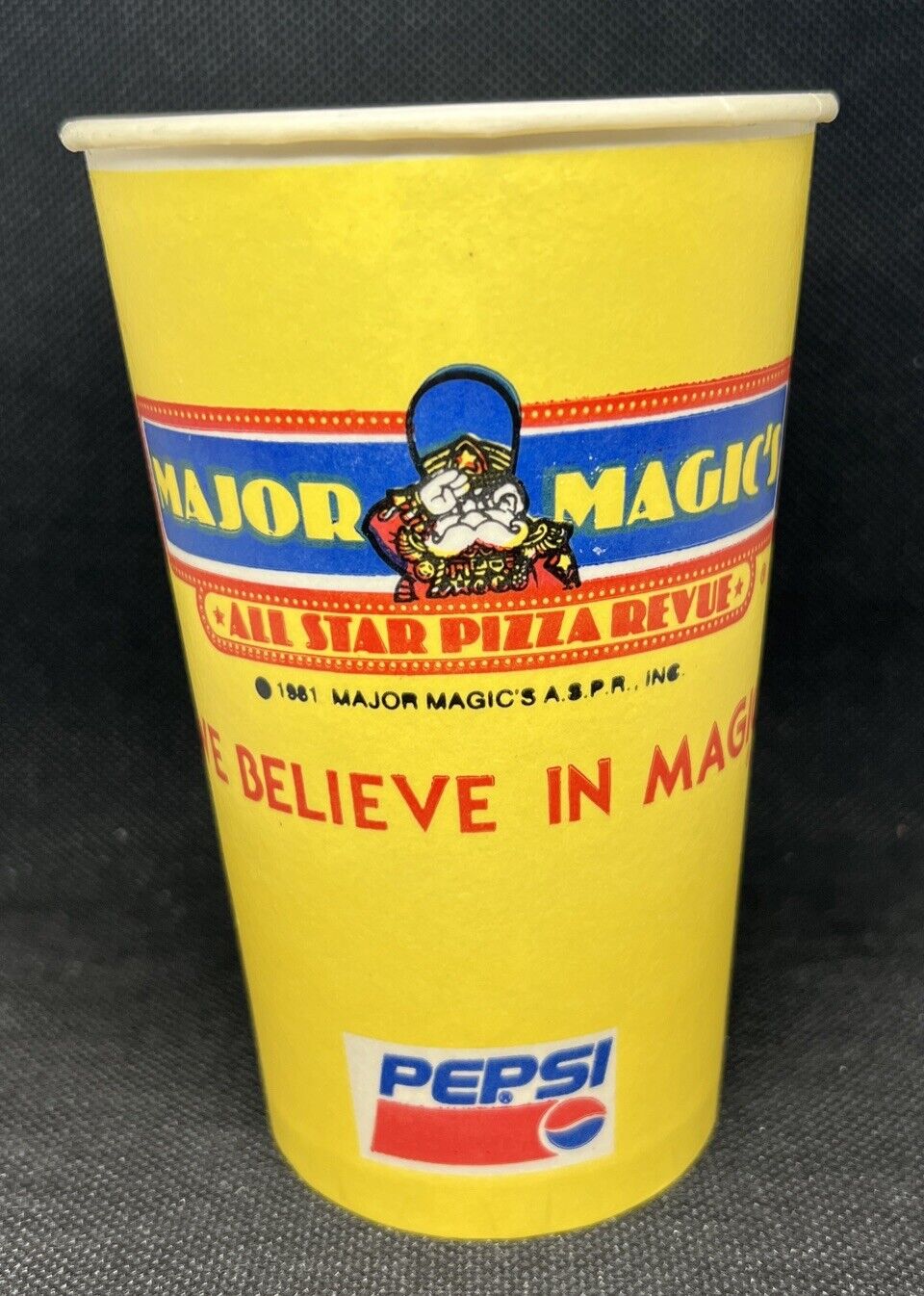 1981 Major Magic's All Star Pizza Revue Vintage Restaurant Yellow Pepsi Cup RARE