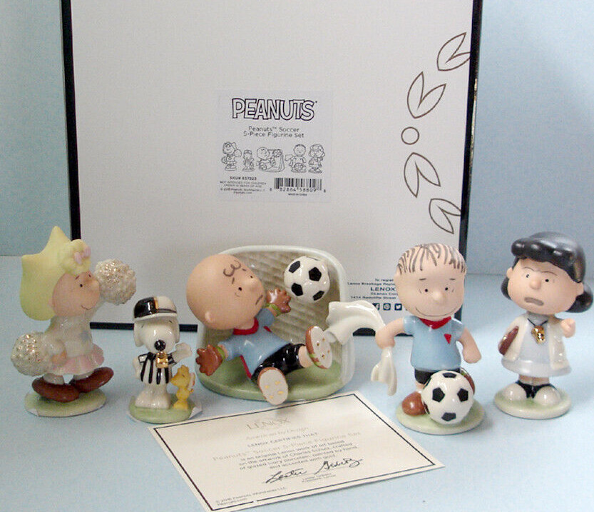 Lenox Peanuts Soccer Game Figurines 5 PC. Charlie Brown Snoopy & Pals 857523 New