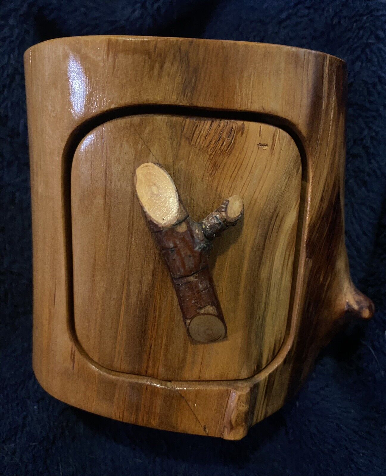 Vintage Hand Carved Wood Jewelry Trinket Box signed Alder Bear Track Beauty