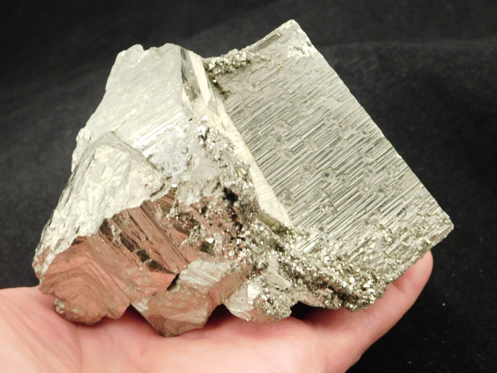 BIG Pyrite Crystal CUBE TWIN 100% Natural Huanzala Mine Peru 945gr