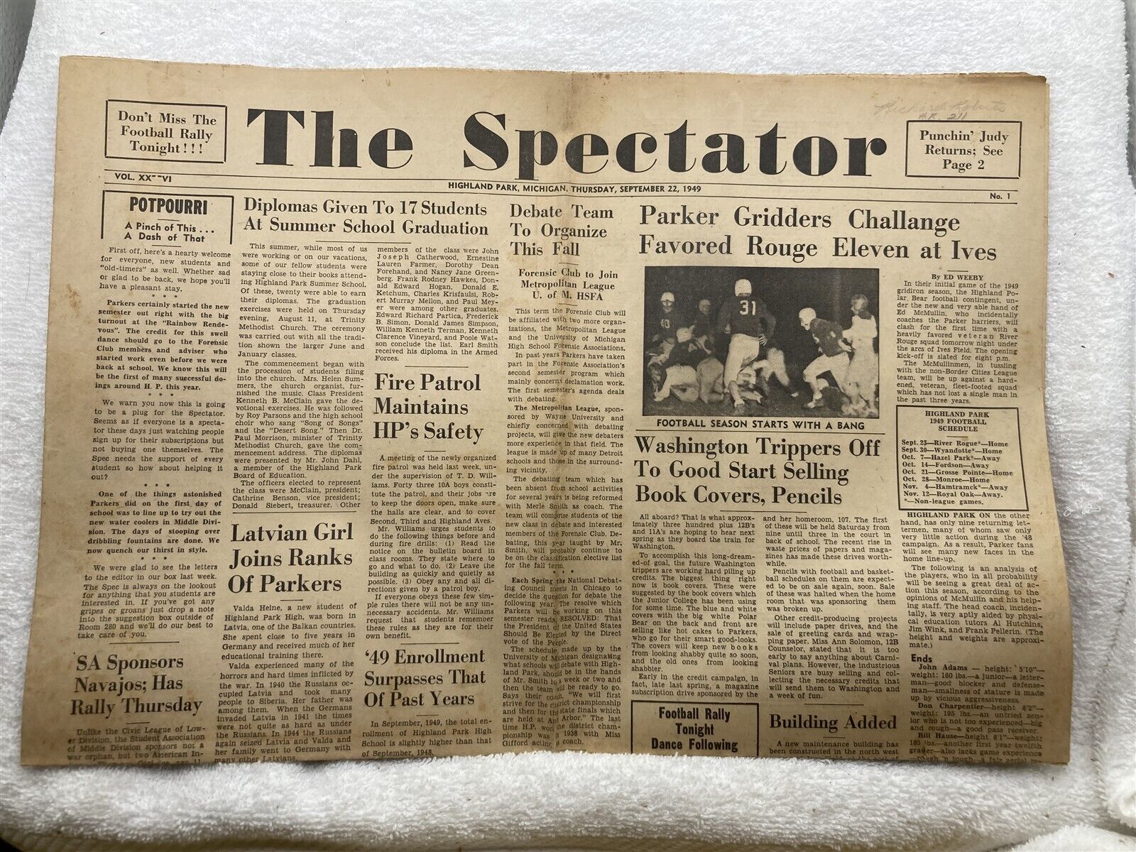 1949 September 22nd Highland Park High School Newspaper Detroit MI  Vtg