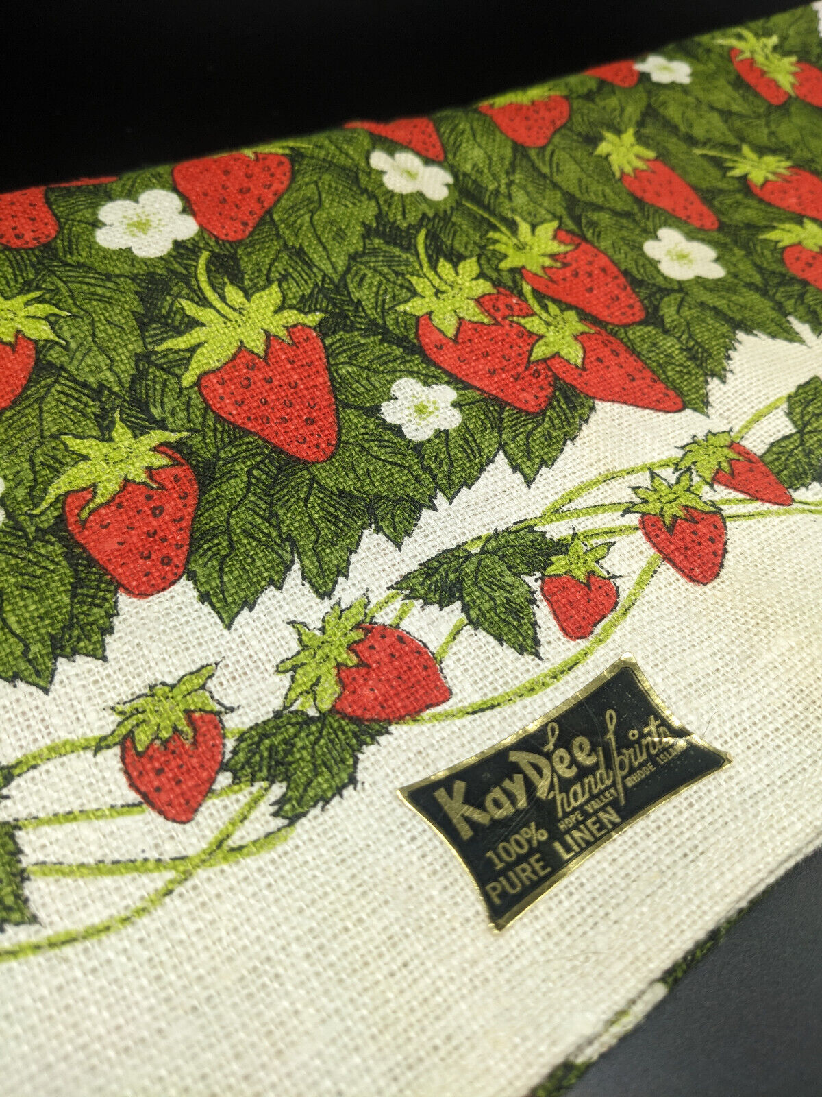 Vintage NOS Kay Dee Strawberry Linen Tea Towel 1970\'s