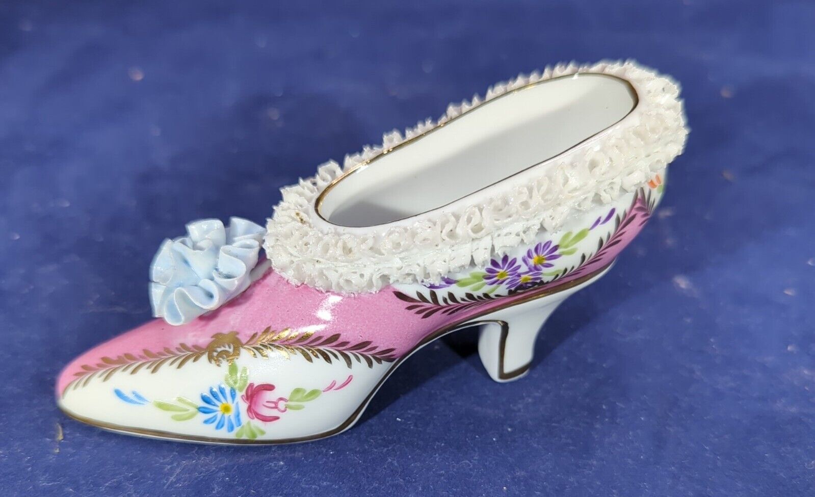 Vintage Limoges Colonial Porcelain Shoe Flowers Lace And Gold Trim Mid Heel  