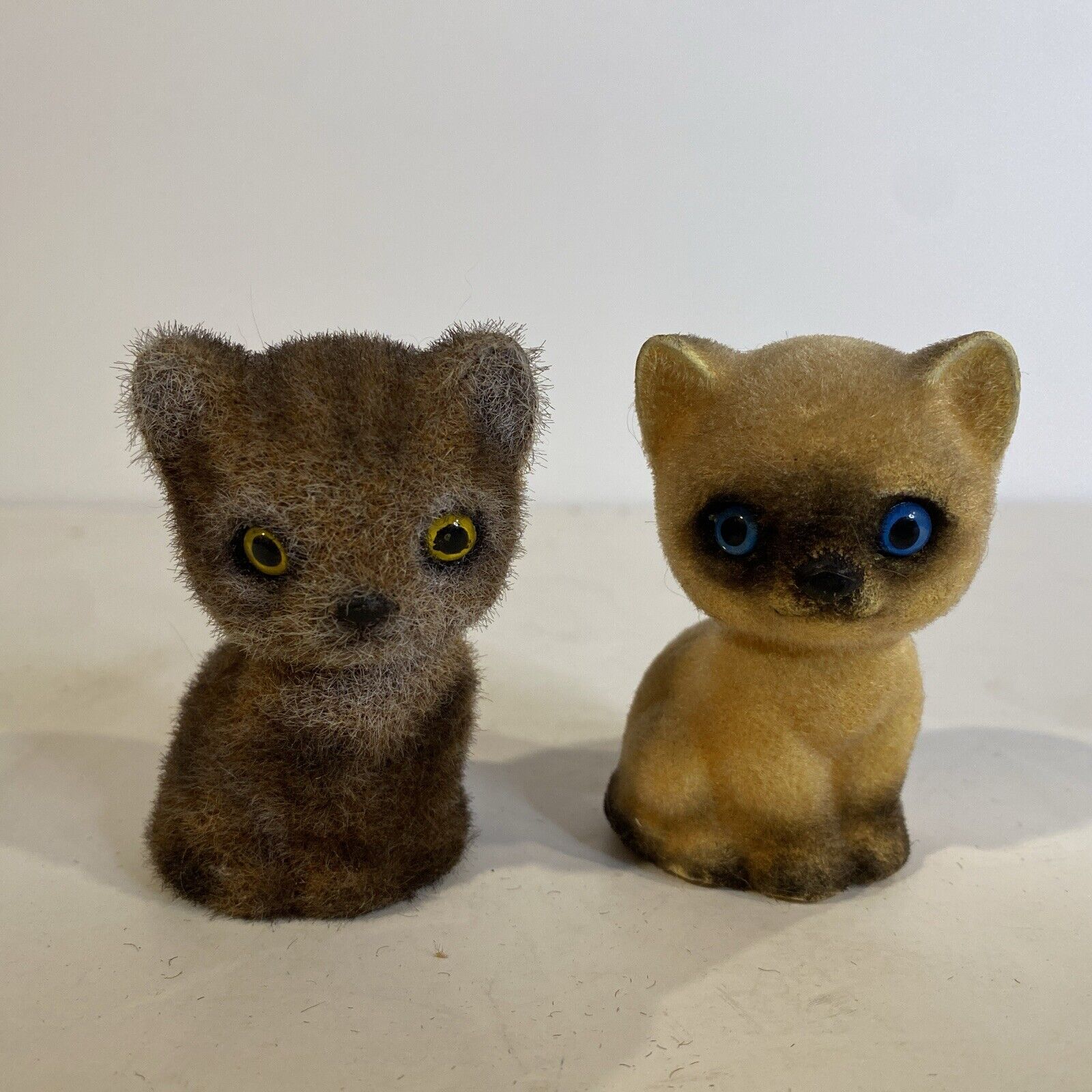 2 Vintage Kitty Cats Josef Originals Flocked Animals  Figurines Japan One Fuzzy