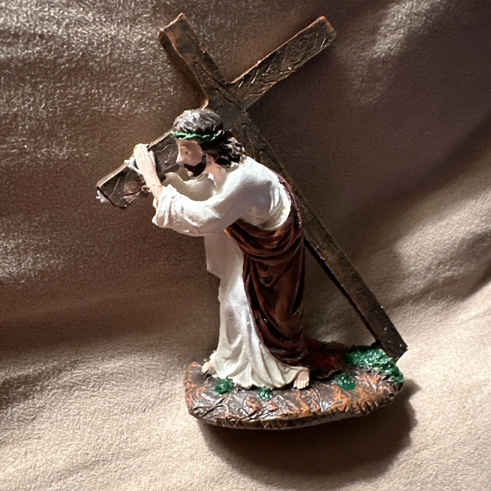 What A Beautuful Figurine With Jesus Christ Carrying His Cross To Be Crucified 