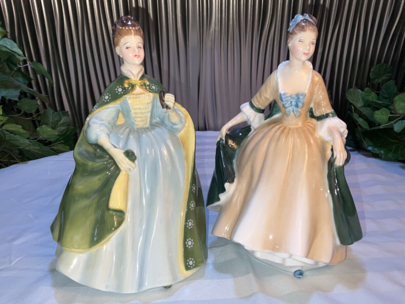 Royal Doulton figurines (2)