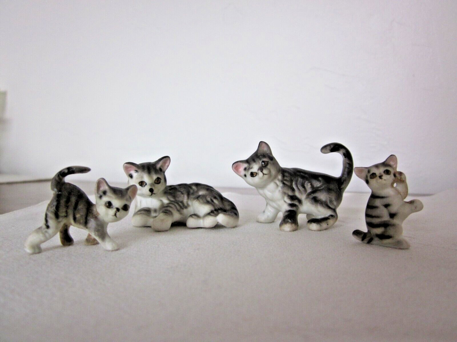 Vintage Miniature Tabby Cat Kitten Family Bone China 4 Figurines Japan