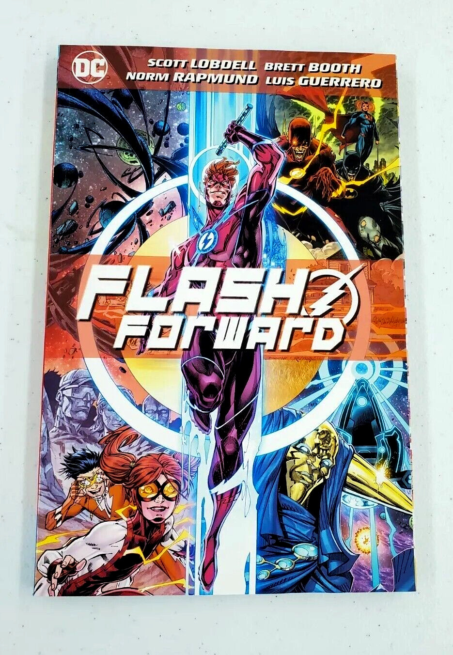 DC Comics - Flash Forward TPB by Scott Lobdell
