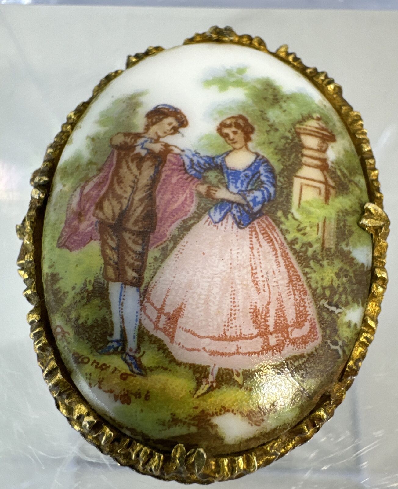 Vintage Limoges Fragonard Porcelain Victorian Couple Trinket Pill/Trinket Box
