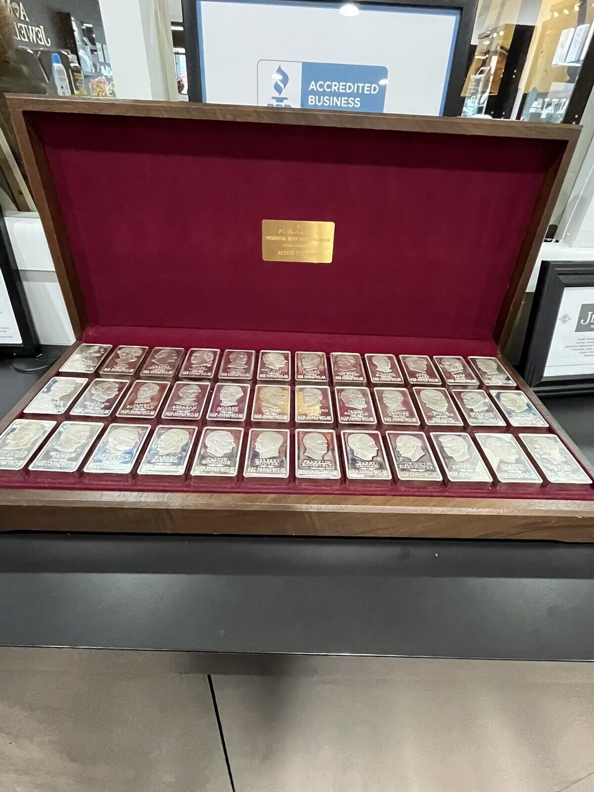 ***RARE*** The Danbury Mint PRESIDENTIAL SILVER INGOTS COLLECTION