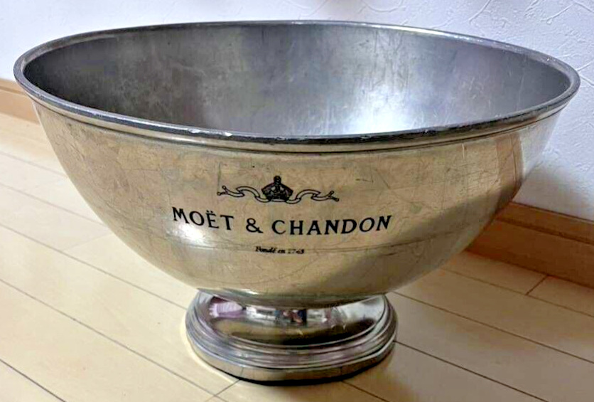 Moet & Chandon Vintage Champagne Ice Bucket Pewter Moët Stamped Vintage ETAIN
