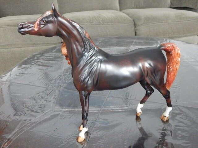 Breyer Horse Premier Club #90204 Zafirah Liver Chestnut Show Stance Arabian Mare