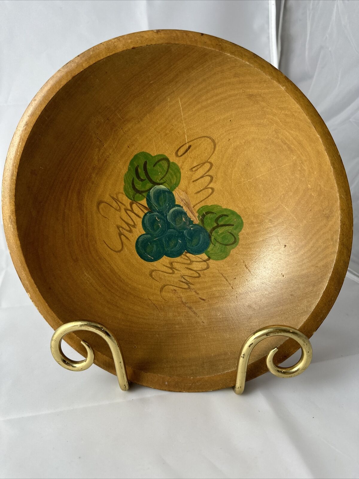 Vintage Wooden Bowl Hand Painted Folk Art Grapes 8.5” X  8.5”