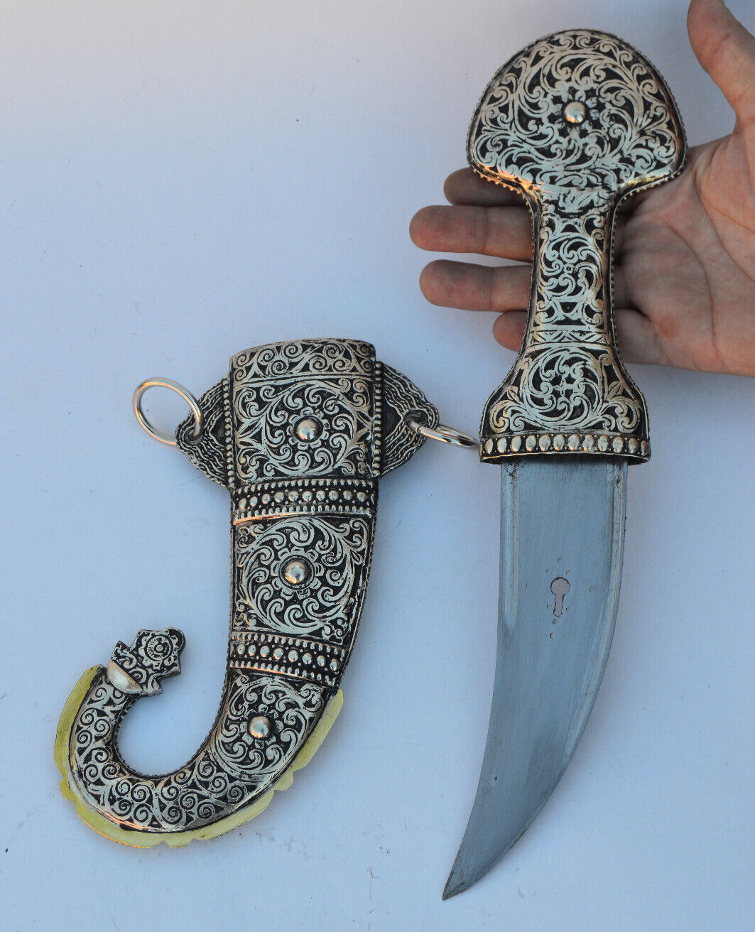 Handmade Khanjar Dagger Knife Jambiya Islamic Curved Yemeni Berber Khanjar Sword