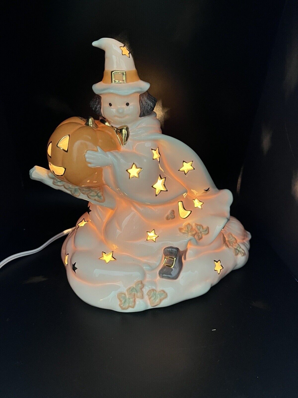 Lenox Halloween Occasions Witch Lighted Figurine In Box