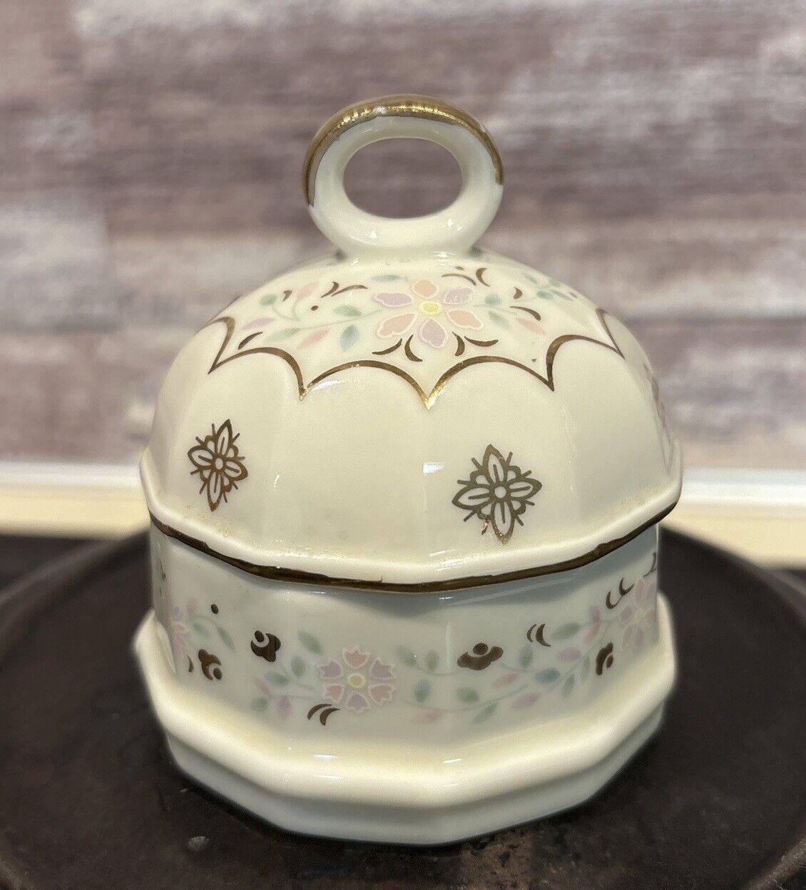 vintage porcelain floral trinket box
