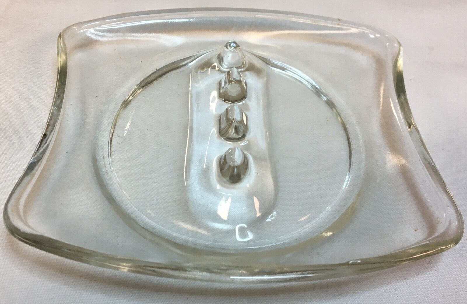 Vintage Exquisitely Engineered Clear 4-Pronged Glass CIG Ashtray Art Deco NOS