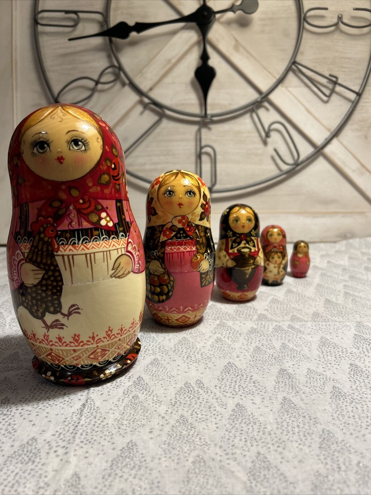 Russian Nesting Doll Lady with Chicken & Family Hand Painted 5 Pcs Signed