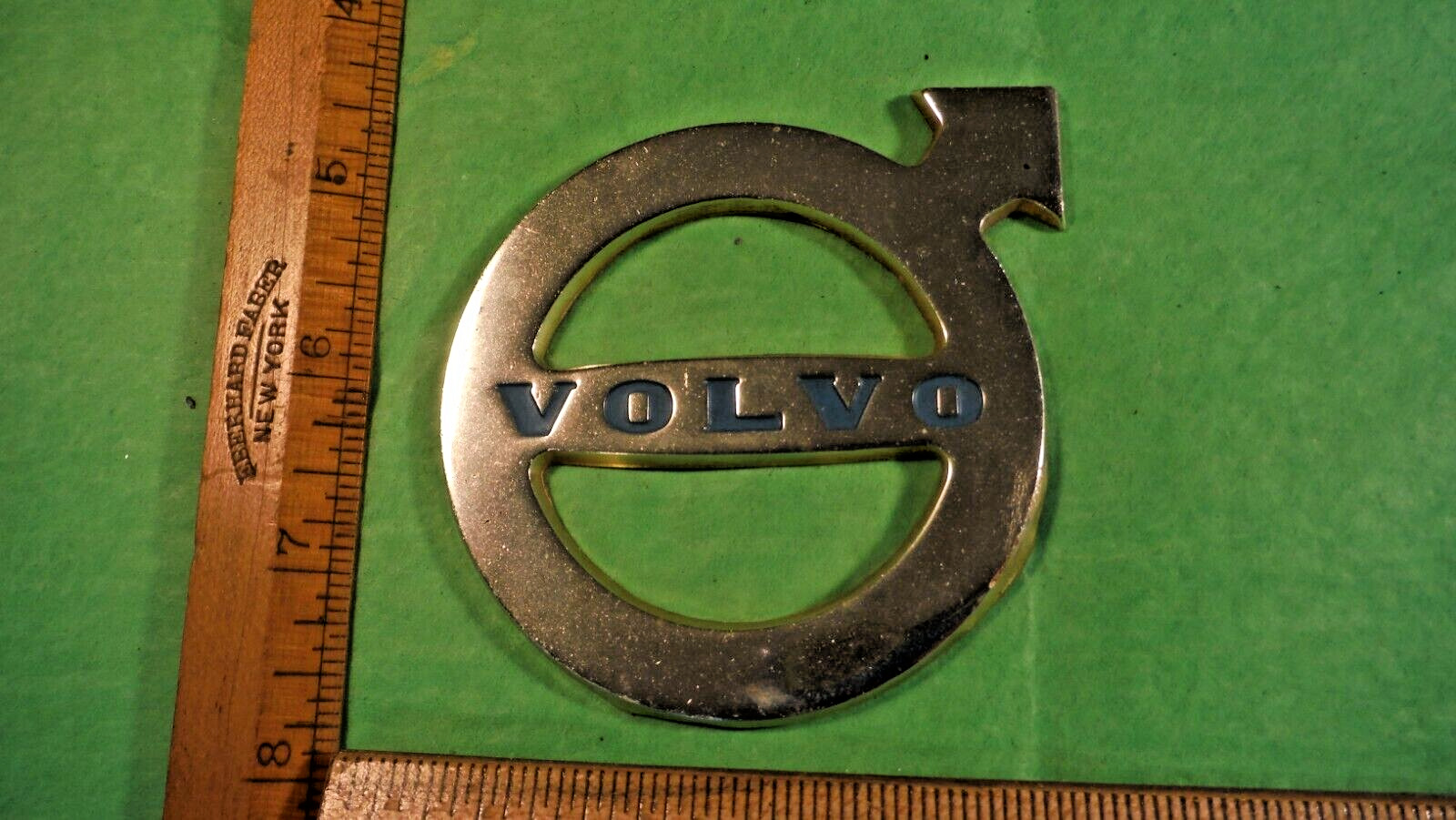 BY83 Volvo PV 444 PV544 Grill Emblem Vintage 1959 VOLVO PV444 PV544 DUETT