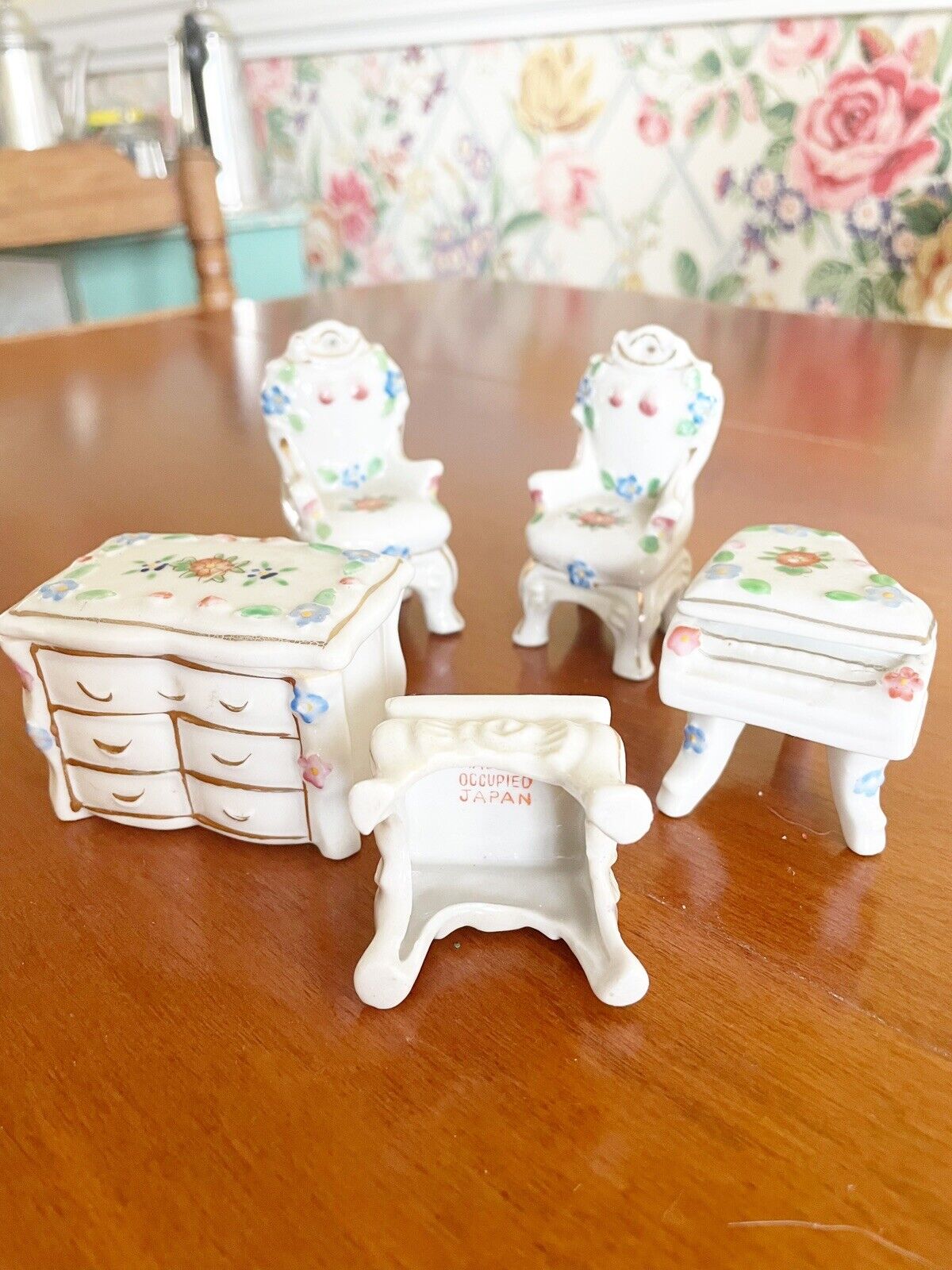 Vintage Miniature 5 Piece Doll House Furniture Set Piano Chest Occupied Japan