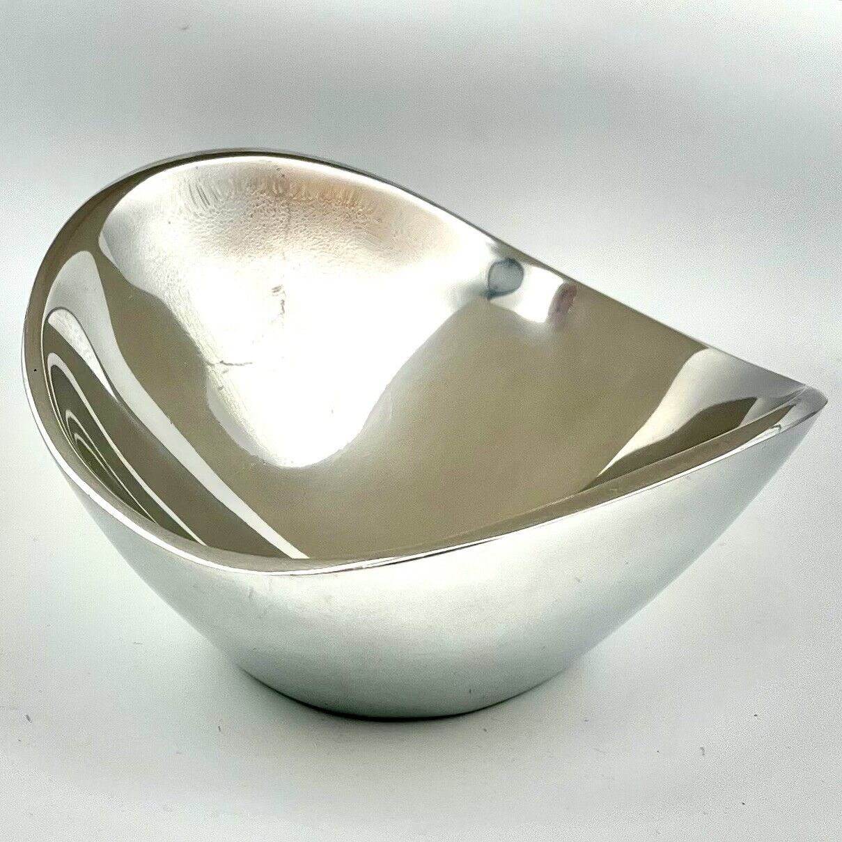 Vntg Nambe MCM 7” Aluminum Bowl #567 Shiny