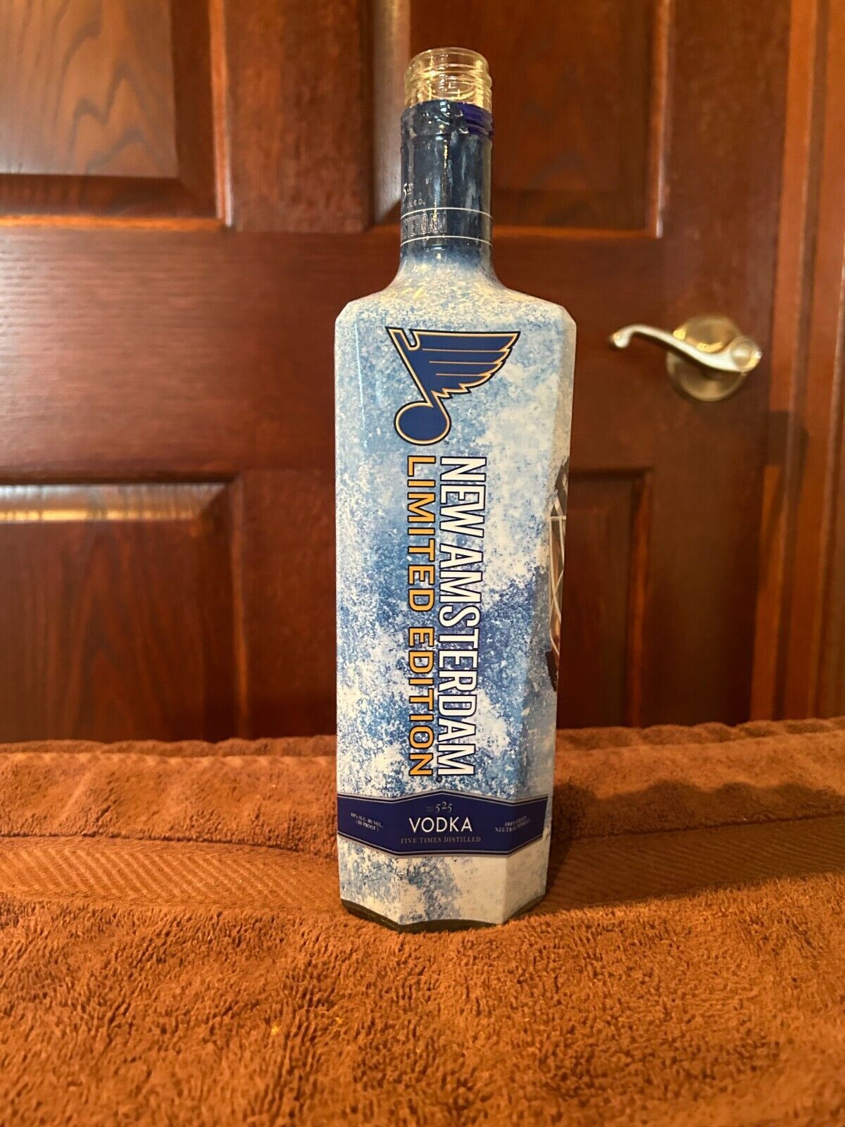 St. Louis Blues Limited Edition New Amsterdam Vodka Bottle (Empty)