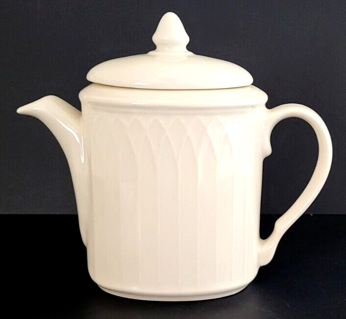 Vintage Homer Laughlin China Tea Pot & Lid Gothic Pattern Ivory Color