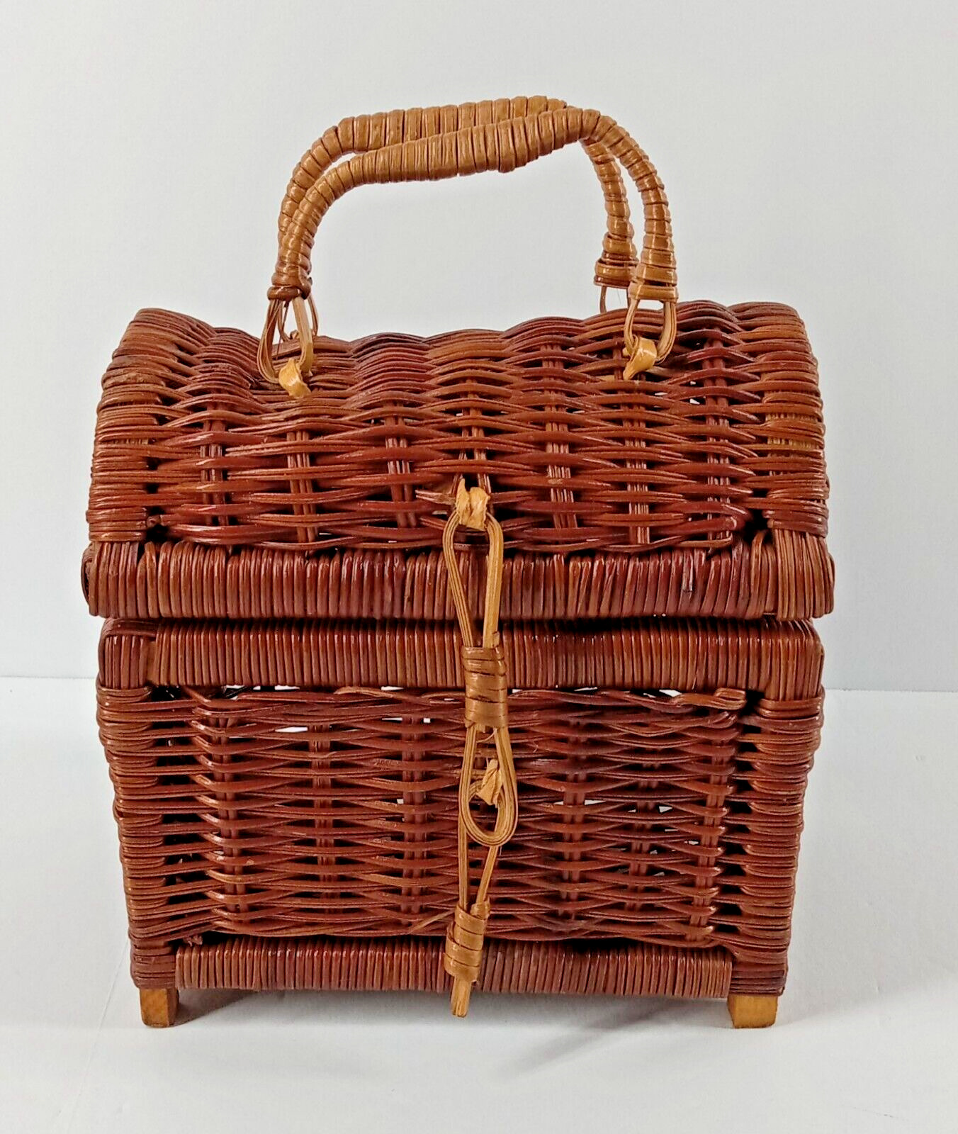 Woven Wicker Basket with Handles 6 1/2\