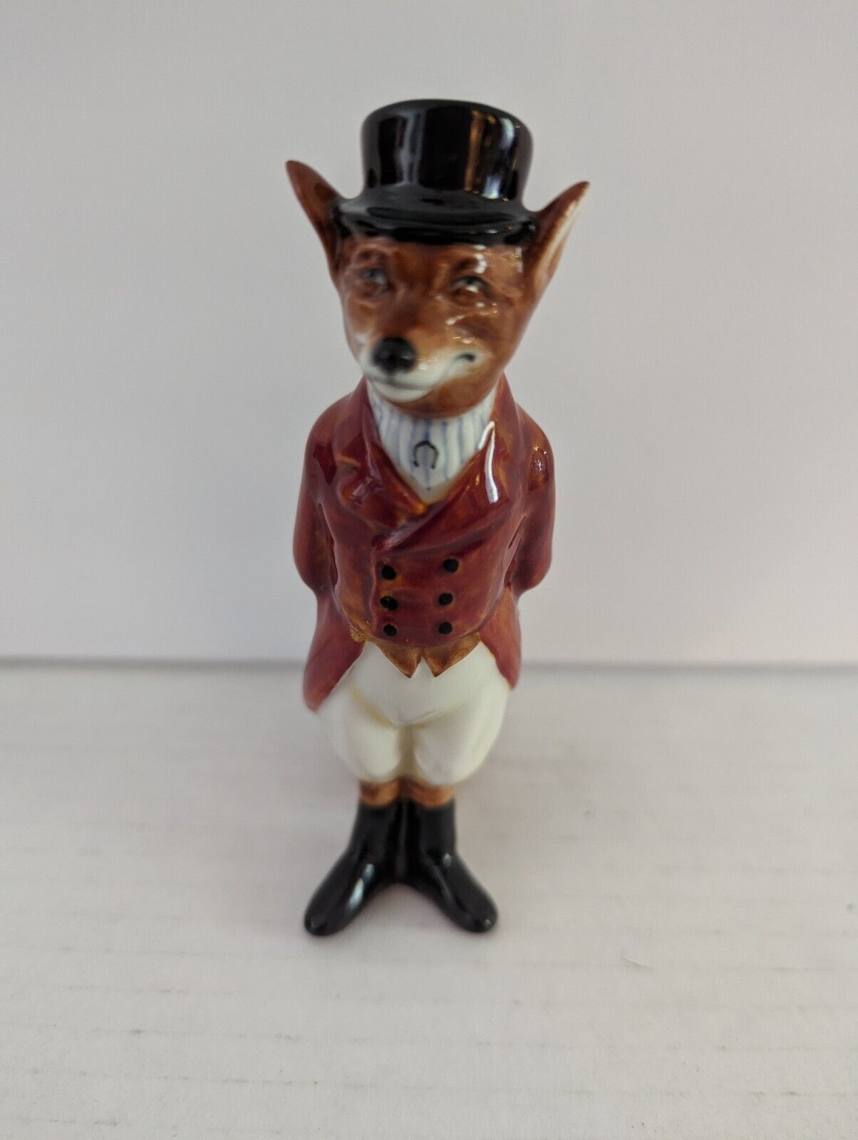 Royal Doulton Huntsman Standing Fox Figurine Animals D6448