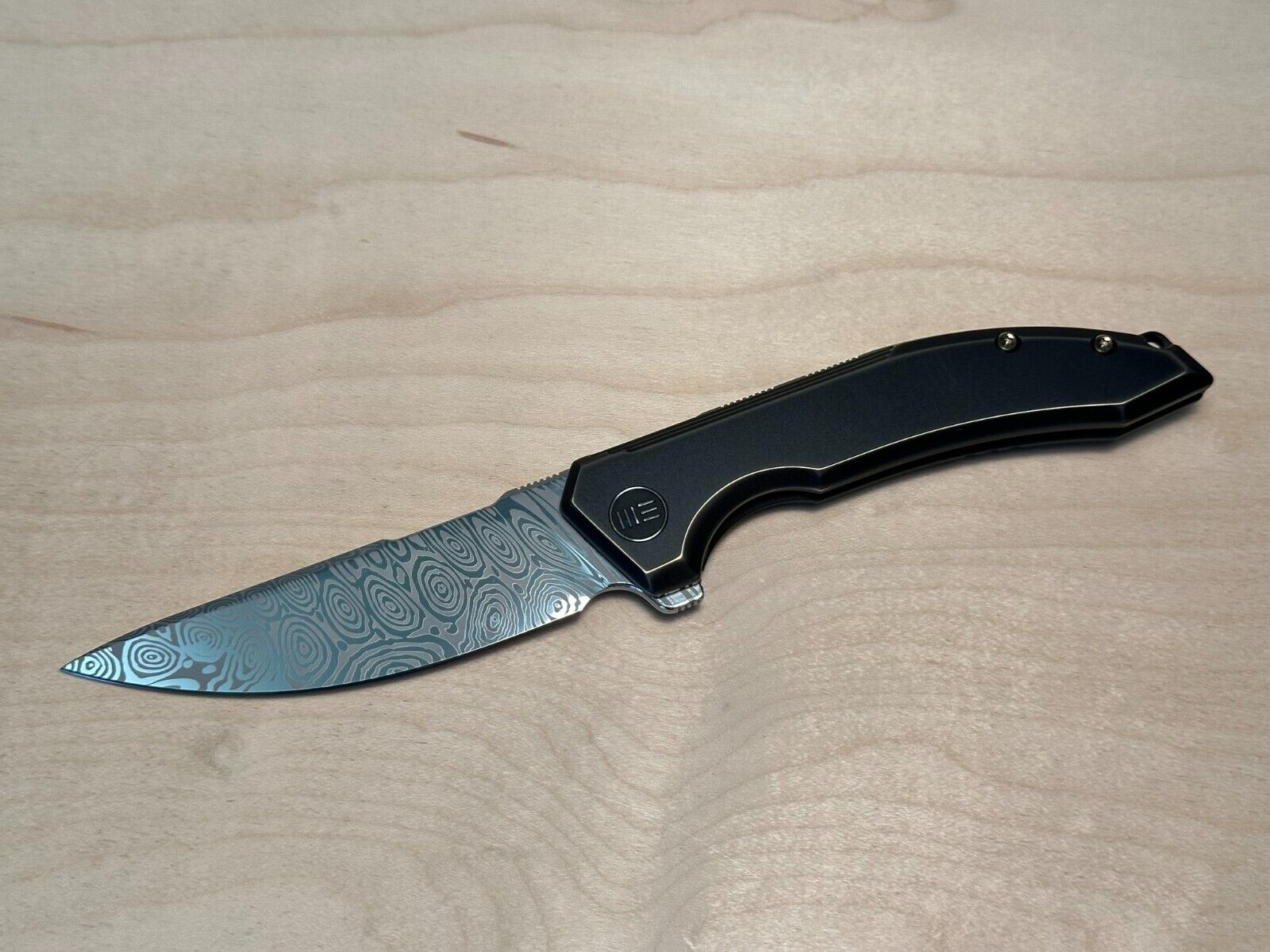 WE Knife Quixotic WE21016-DS1 Damascus Steel and Black Bronze Titanium Handle
