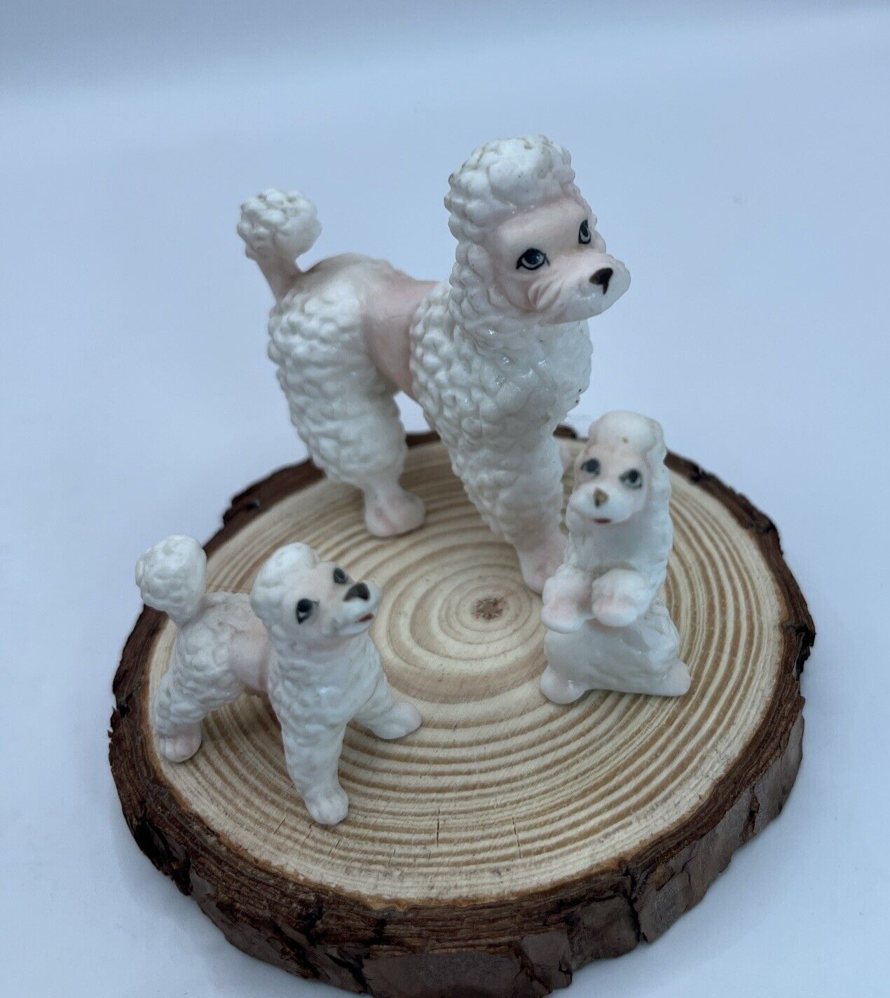 Vintage Set Of 3 White French Poodles. Ceramic Momma And Puppies. Minis. Chip