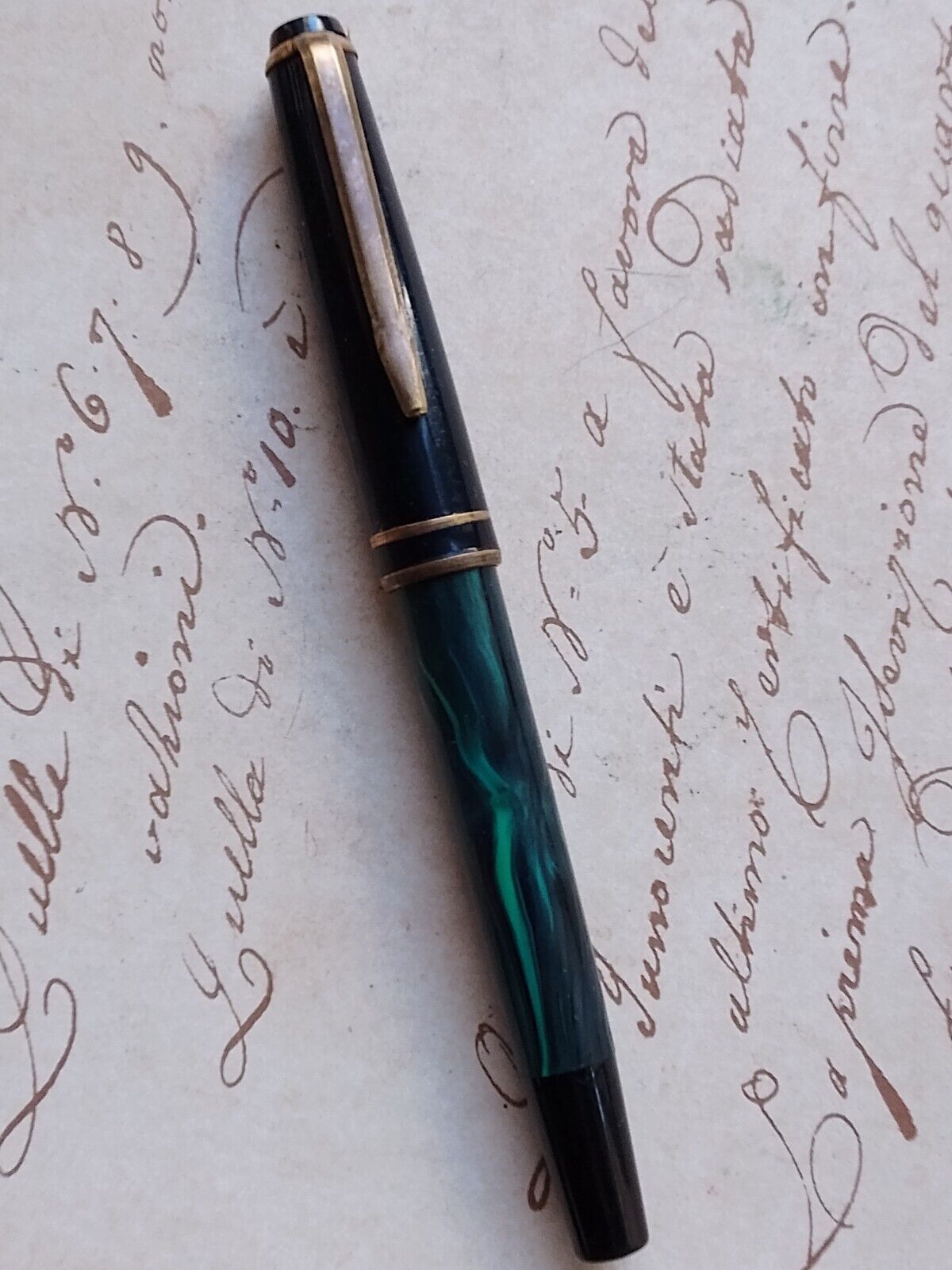 Vintage Russia fountain pen Record 66 vtg green marble effect
