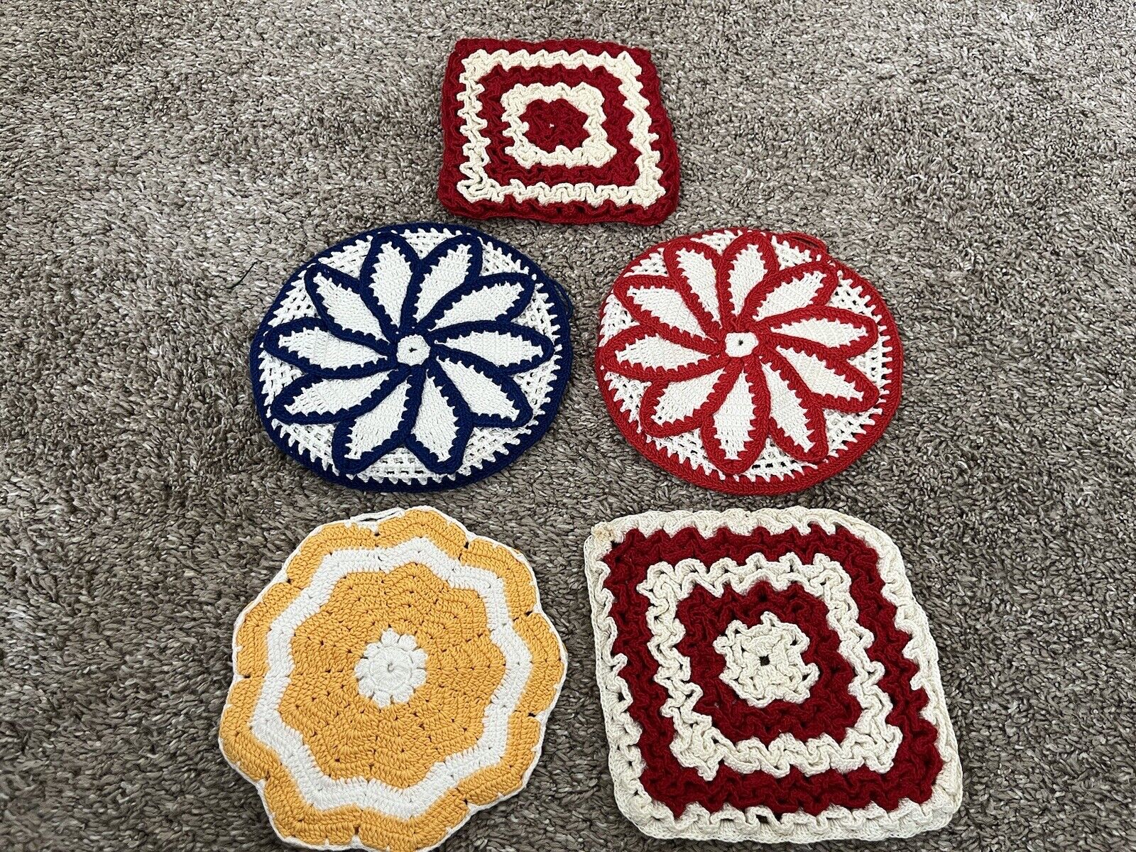Vtg Handmade Set of 5 Crochet Hot Pads Pot Holders Doilies MCM Country Kitchen