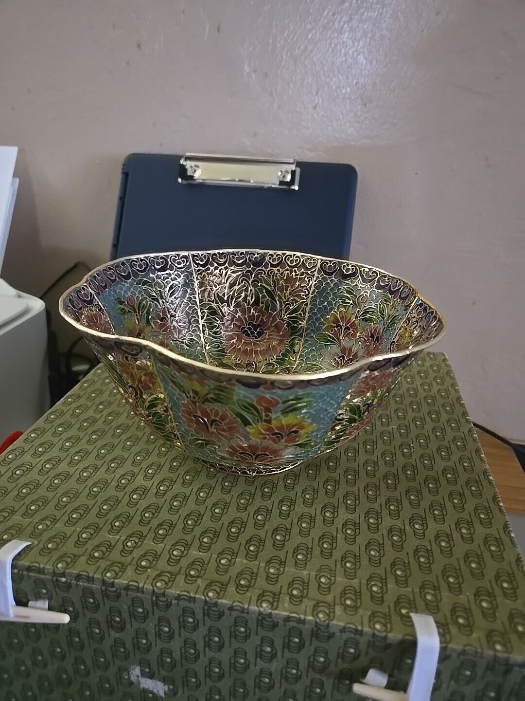 vintage chinese cloisonne bowl Filagree Style With Original Box (5004)