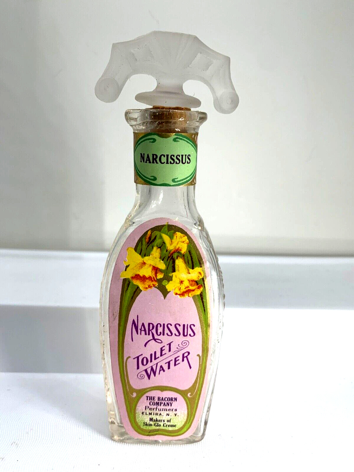 Brilliant  Antique perfume bottle.  Narcissus by The Bacorn Company.  1920s.