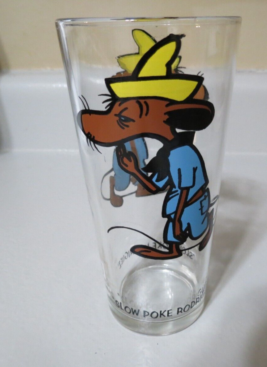 Slowpoke Rodriguez Pepsi Collector Glass Warner bros Looney Tunes 1973