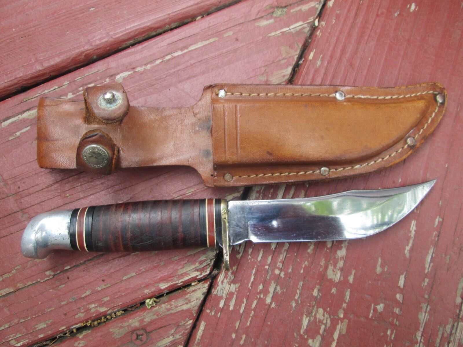 Vintage Western L66 Fixed Blade Hunting Knife With Leather Sheath