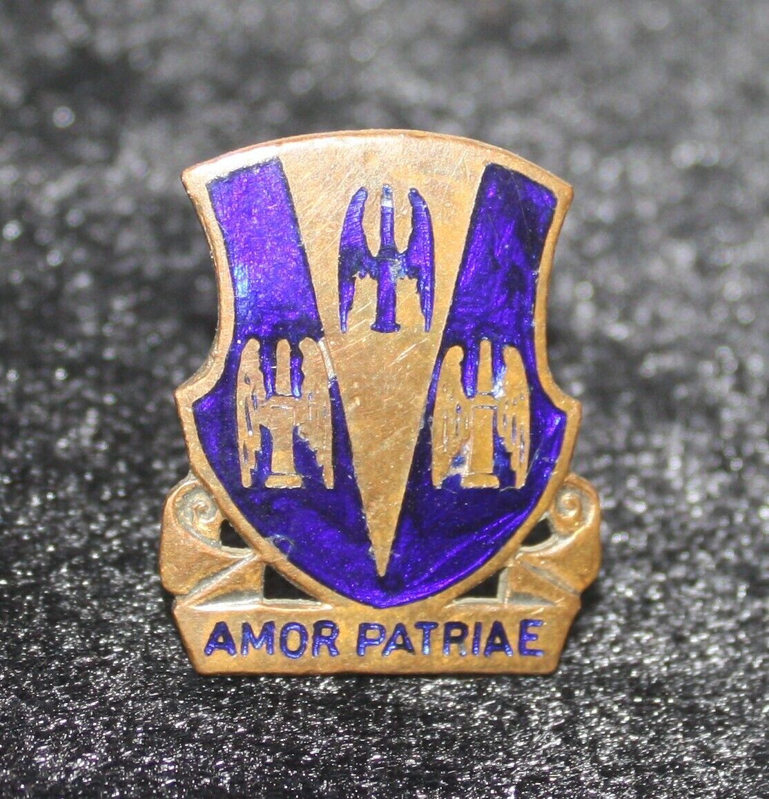 c.1922 US Army Amor Patriae Vintage Pin