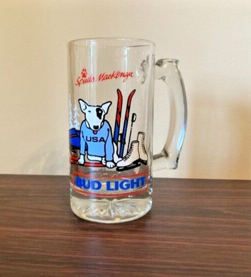 VINTAGE Bud Light 1987 Spuds Mackenzie Glass Beer Mug Winter Sports USA