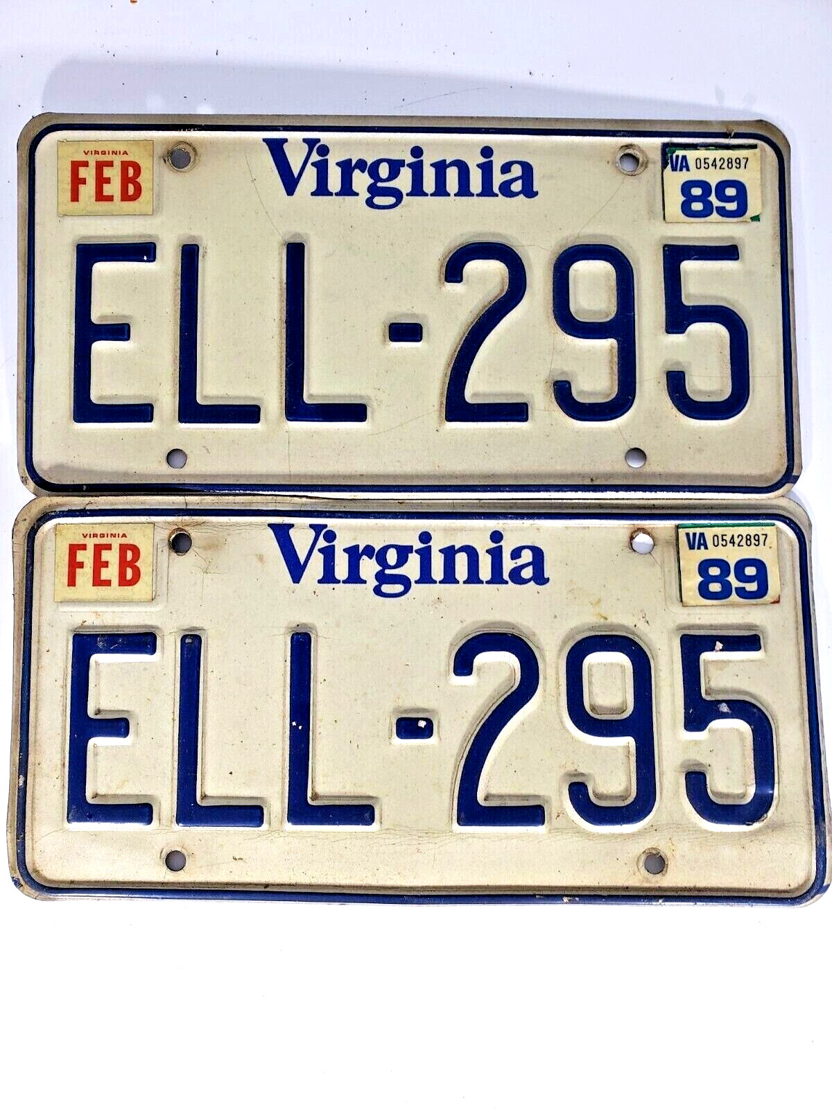 LICENSE PLATES Vintage 1989 Virginia ( Pair), Blue Letters , Very Good Condition